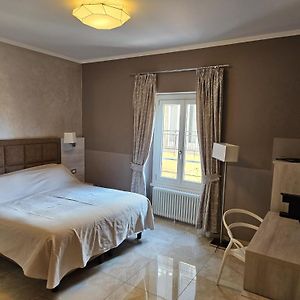 Prima Fila Due Pemium Guest House
